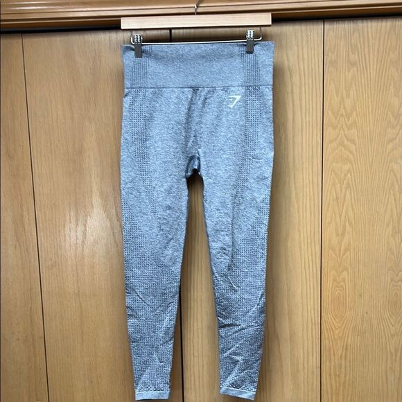 GYMSHARK VITAL SEAMLESS LEGGINGS SIZE MEDIUM - Picture 3 of 9